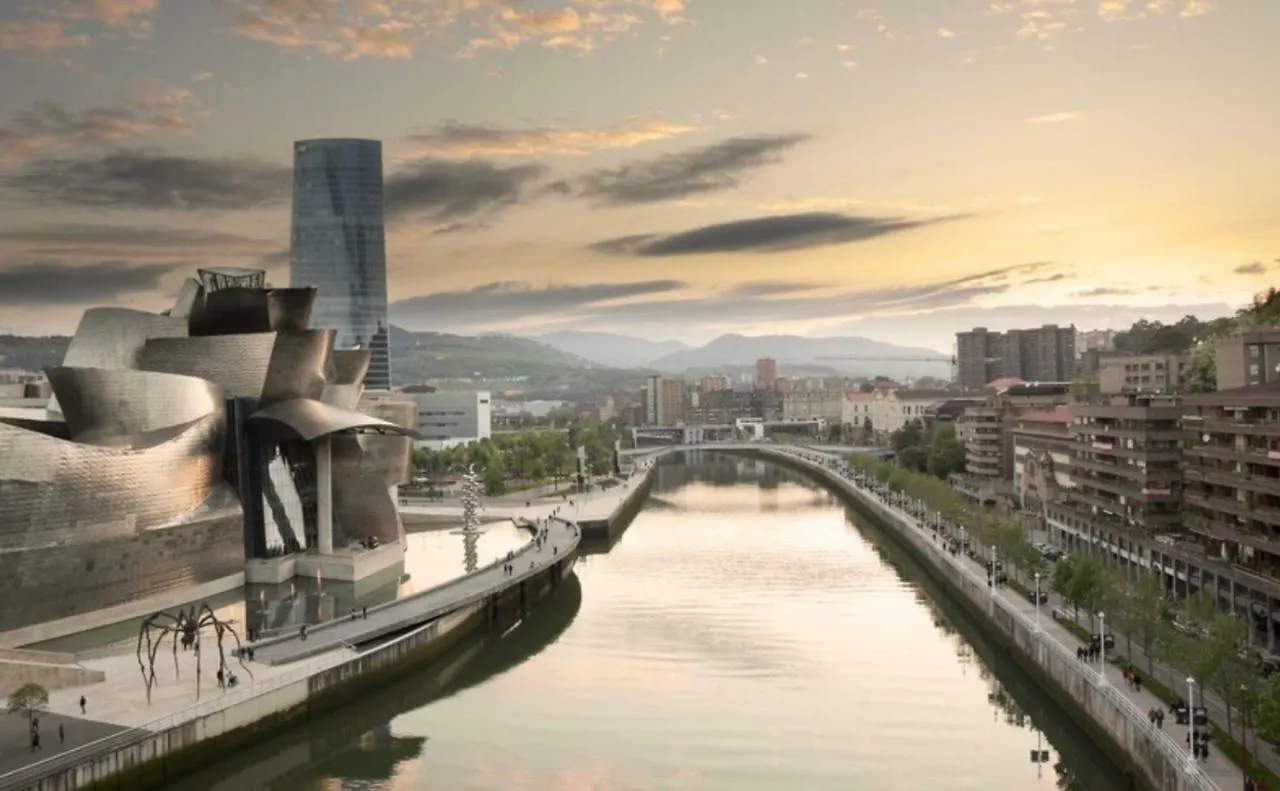 Apartment Amplio Apartamento Junto Al Guggenheim Hotel Bilbao Spain